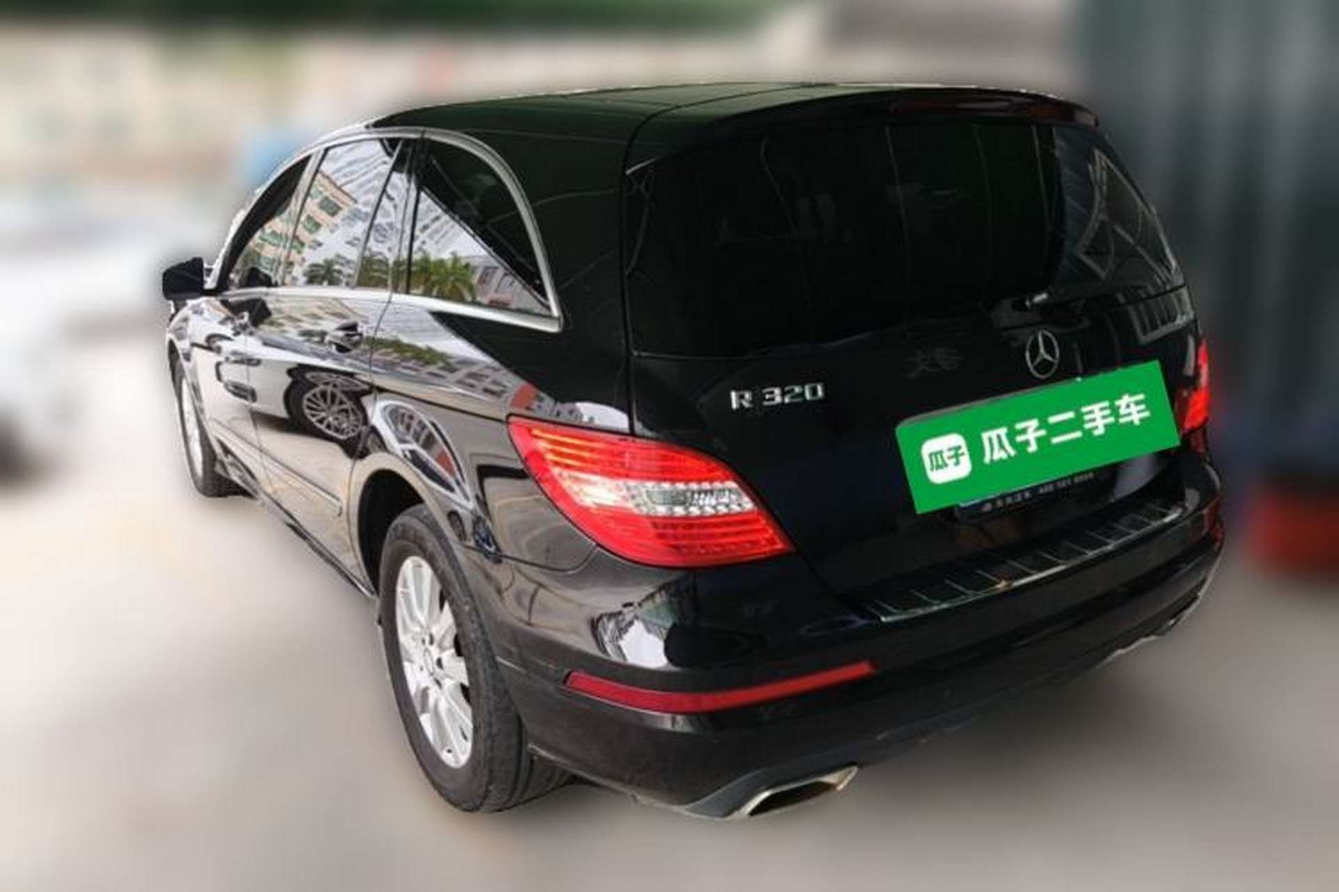 Used Mercedes-Benz R-Class 2017 R 320 4MATIC Business Edition Prestige Model Rear Left 45 Deg
