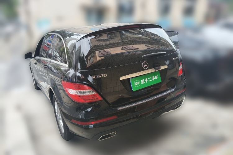 Used Mercedes-Benz R-Class 2017 R 320 4MATIC Business Edition Prestige Model Rear Left 45 Deg