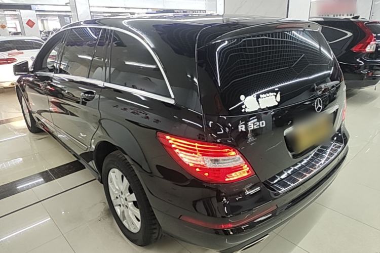 Used Mercedes-Benz R-Class 2017 R 320 4MATIC Business Edition Prestige Model Rear Left 45 Deg
