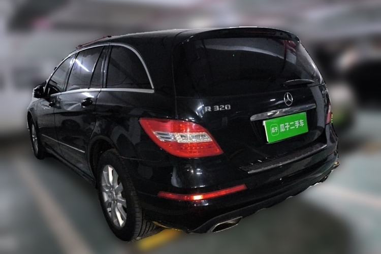 Used Mercedes-Benz R-Class 2017 R 320 4MATIC Business Edition Prestige Model Rear Left 45 Deg