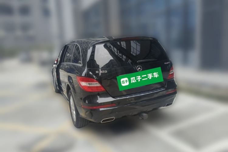 Used Mercedes-Benz R-Class 2017 R 320 4MATIC Business Edition Prestige Model Rear Left 45 Deg