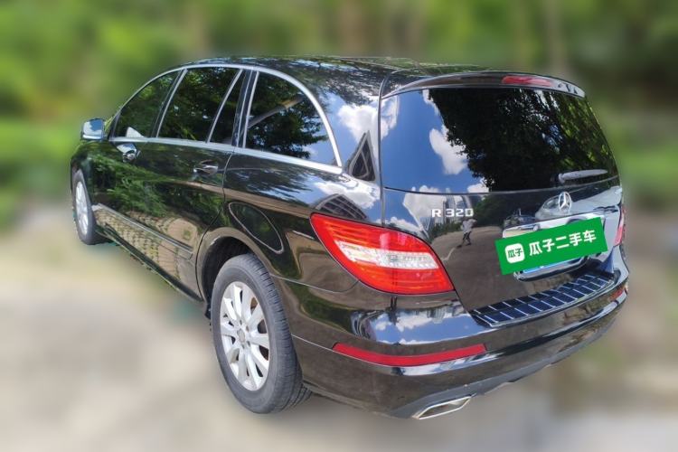 Used Mercedes-Benz R-Class 2017 R 320 4MATIC Business Edition Prestige Model Rear Left 45 Deg