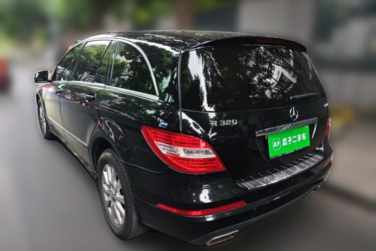 Used Mercedes-Benz R-Class 2017 R 320 4MATIC Business Edition Prestige Model Rear Left 45 Deg