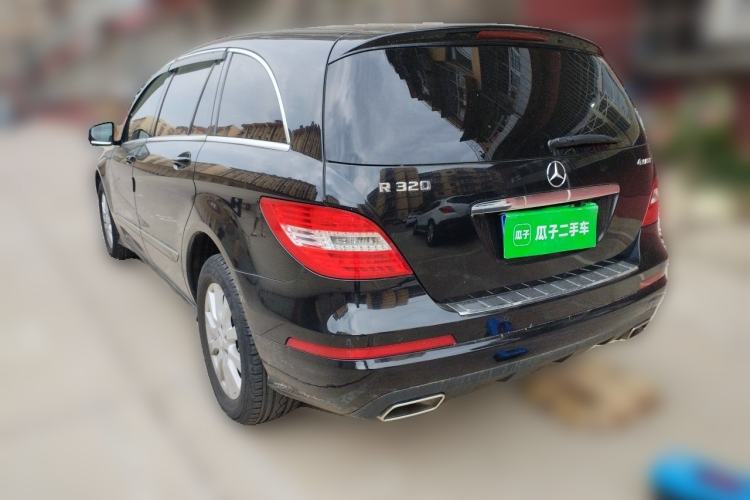 Used Mercedes-Benz R-Class 2017 R 320 4MATIC Business Edition Prestige Model Rear Left 45 Deg
