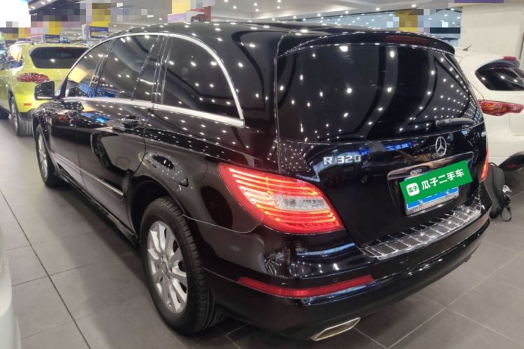 Used Mercedes-Benz R-Class 2017 R 320 4MATIC Business Edition Prestige Model Rear Left 45 Deg