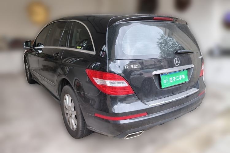 Used Mercedes-Benz R-Class 2017 R 320 4MATIC Business Edition Prestige Model Rear Left 45 Deg