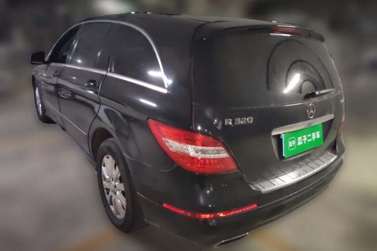 Used Mercedes-Benz R-Class 2017 R 320 4MATIC Business Edition Prestige Model Rear Left 45 Deg