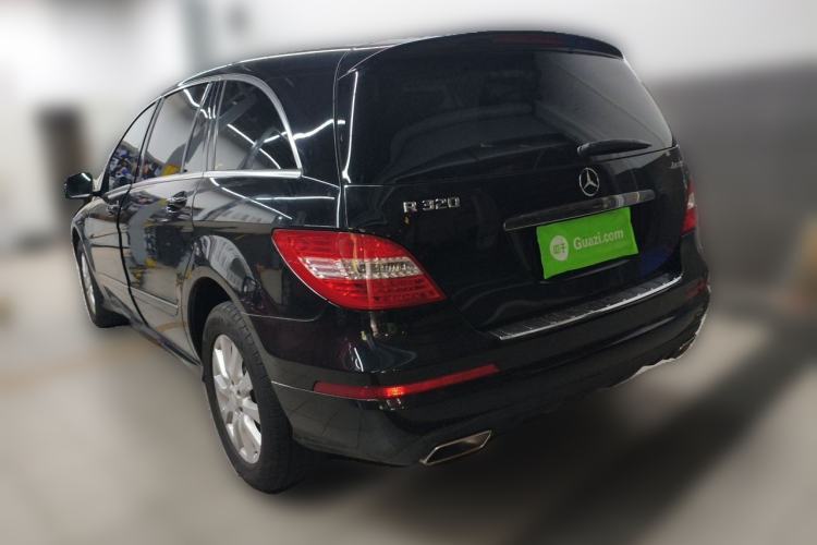 Used Mercedes-Benz R-Class 2017 R 320 4MATIC Business Edition Prestige Model Rear Left 45 Deg