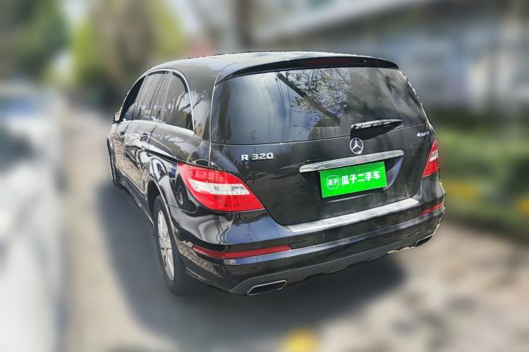 Used Mercedes-Benz R-Class 2017 R 320 4MATIC Business Edition Prestige Model Rear Left 45 Deg
