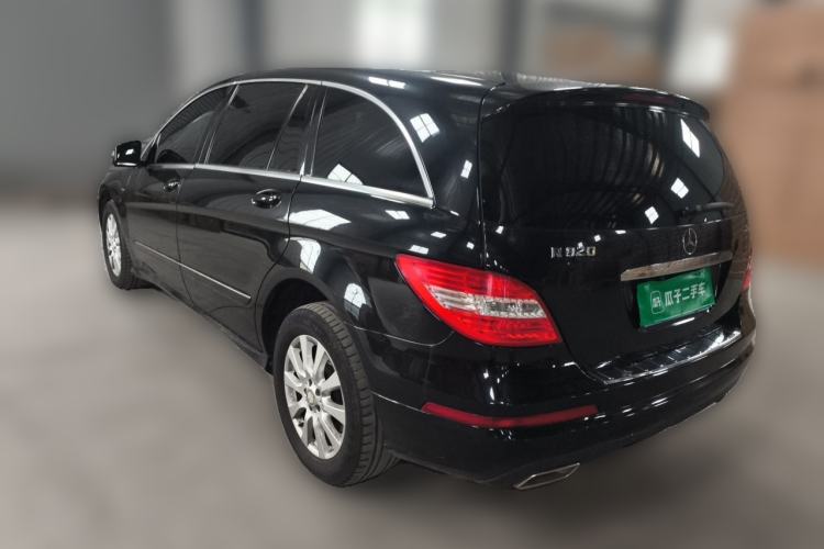 Used Mercedes-Benz R-Class 2017 R 320 4MATIC Business Edition Prestige Model Rear Left 45 Deg