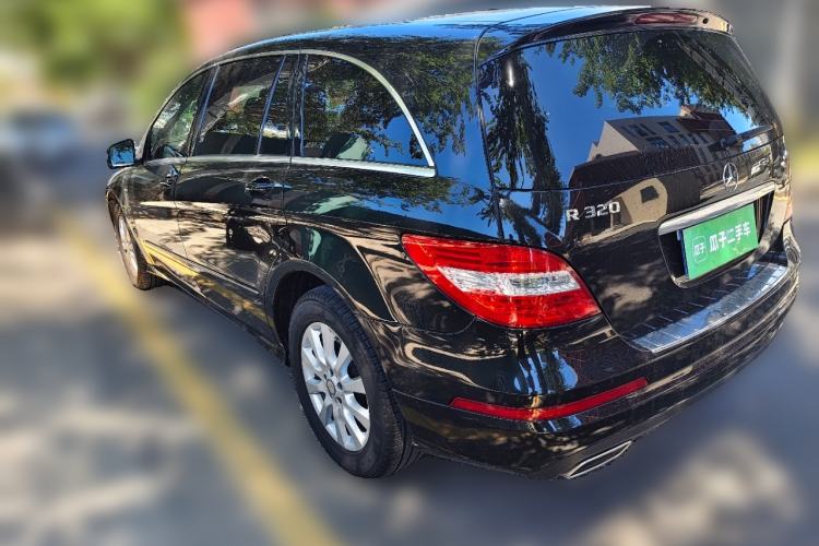 Used Mercedes-Benz R-Class 2017 R 320 4MATIC Business Edition Prestige Model Rear Left 45 Deg