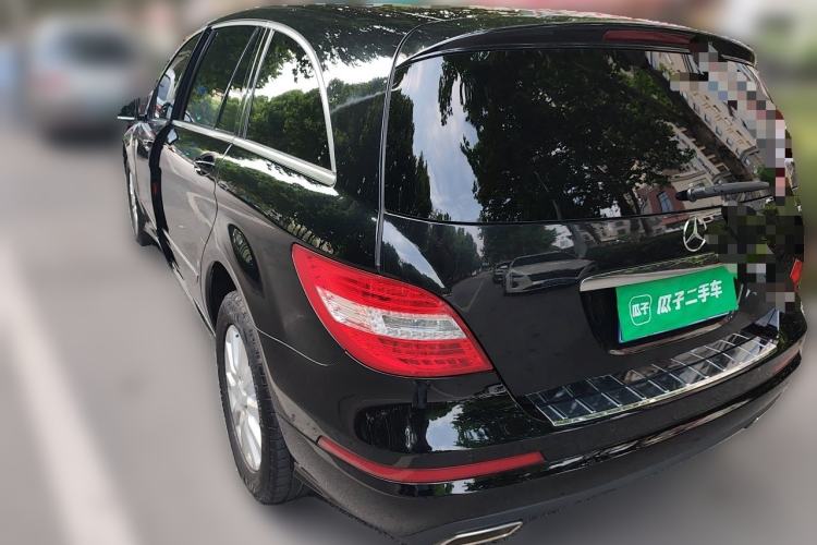 Used Mercedes-Benz R-Class 2017 R 320 4MATIC Business Edition Prestige Model Rear Left 45 Deg