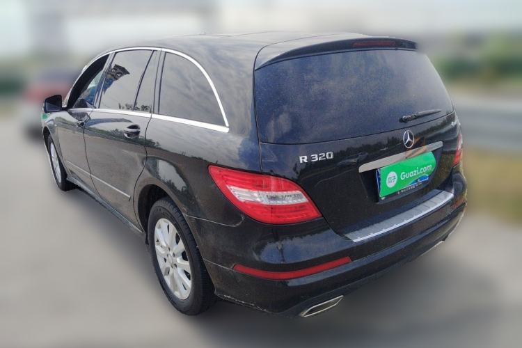 Used Mercedes-Benz R-Class 2017 R 320 4MATIC Business Edition Prestige Model Rear Left 45 Deg