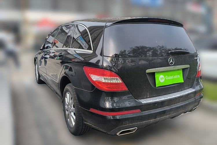 Used Mercedes-Benz R-Class 2017 R 320 4MATIC Business Edition Prestige Model Rear Left 45 Deg