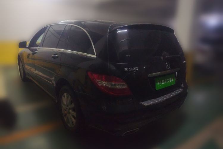 Used Mercedes-Benz R-Class 2017 R 320 4MATIC Business Edition Prestige Model Rear Left 45 Deg