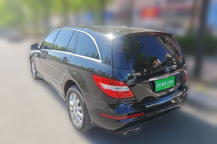 Used Mercedes-Benz R-Class 2017 R 320 4MATIC Business Edition Prestige Model Rear Left 45 Deg