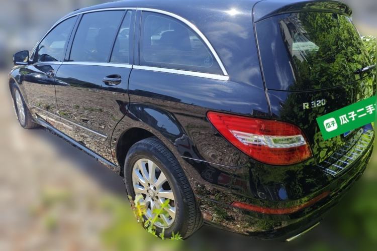 Used Mercedes-Benz R-Class 2017 R 320 4MATIC Business Edition Prestige Model Rear Left 45 Deg