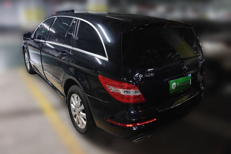 Used Mercedes-Benz R-Class 2017 R 320 4MATIC Business Edition Prestige Model Rear Left 45 Deg