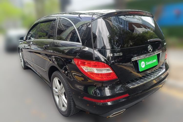 Used Mercedes-Benz R-Class 2017 R 320 4MATIC Business Edition Prestige Model Rear Left 45 Deg