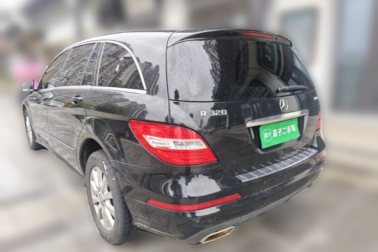 Used Mercedes-Benz R-Class 2017 R 320 4MATIC Business Edition Prestige Model Rear Left 45 Deg