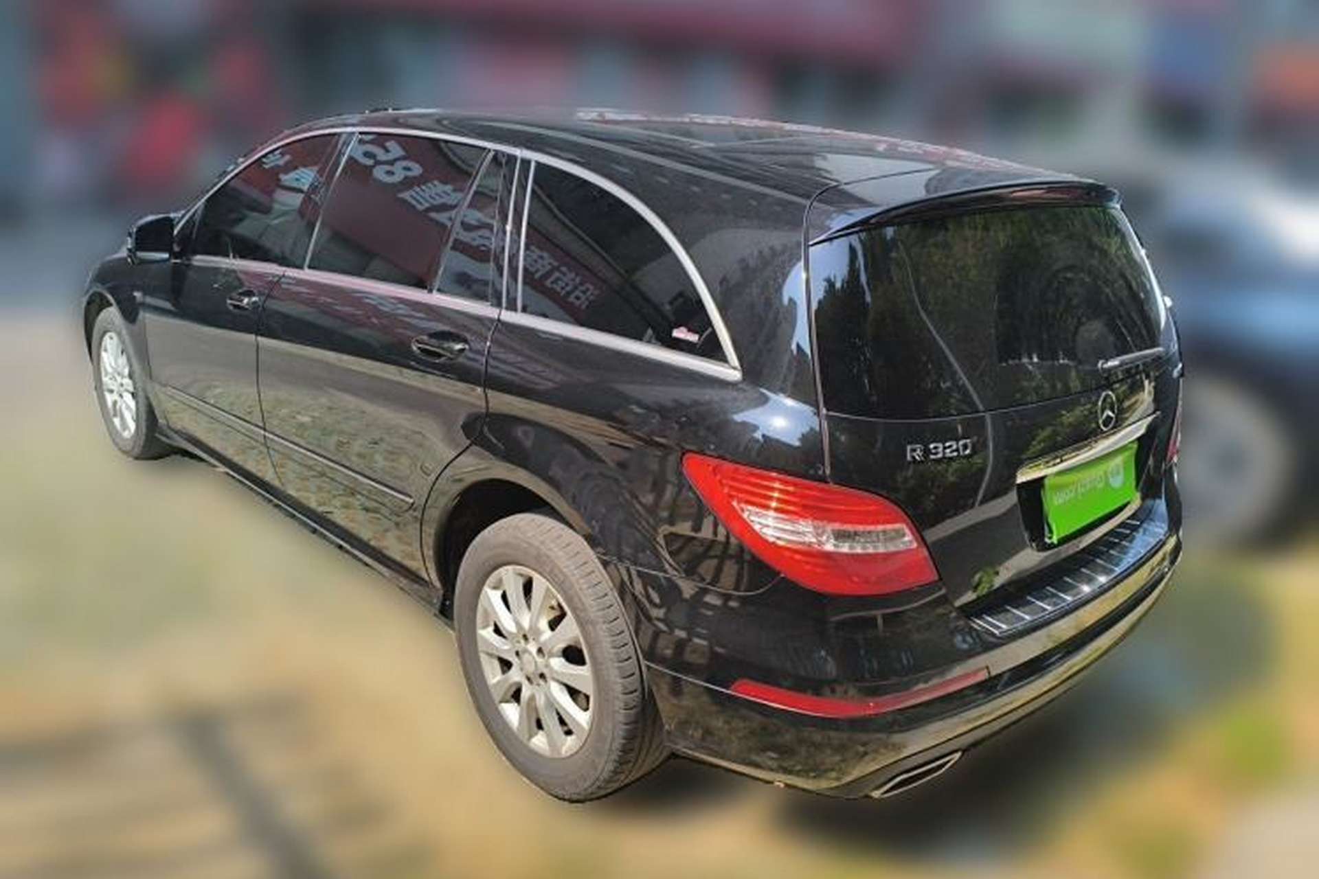 Used Mercedes-Benz R-Class 2017 R 320 4MATIC Business Edition Prestige Model Rear Left 45 Deg