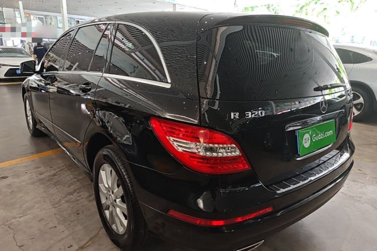 Used Mercedes-Benz R-Class 2017 R 320 4MATIC Business Edition Prestige Model Rear Left 45 Deg