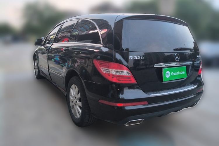 Used Mercedes-Benz R-Class 2017 R 320 4MATIC Business Edition Prestige Model Rear Left 45 Deg