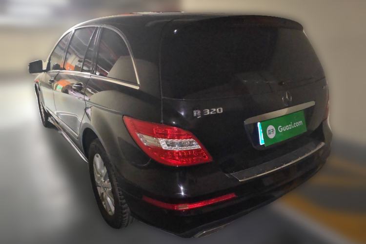 Used Mercedes-Benz R-Class 2017 R 320 4MATIC Business Edition Prestige Model Rear Left 45 Deg