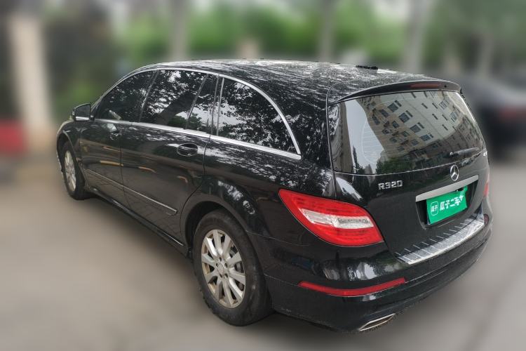 Used Mercedes-Benz R-Class 2017 R 320 4MATIC Business Edition Prestige Model Rear Left 45 Deg