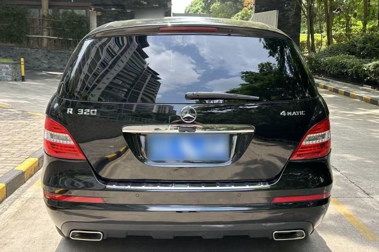 Used Mercedes-Benz R-Class 2017 R 320 4MATIC Business Edition Prestige Model Rear