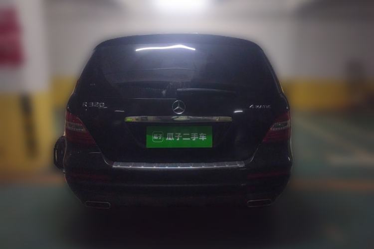 Used Mercedes-Benz R-Class 2017 R 320 4MATIC Business Edition Prestige Model Rear
