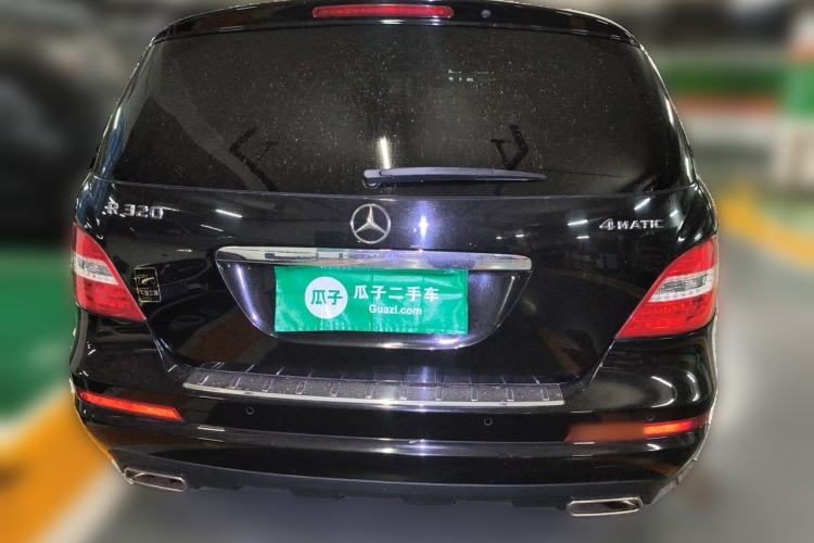 Used Mercedes-Benz R-Class 2017 R 320 4MATIC Business Edition Prestige Model Rear