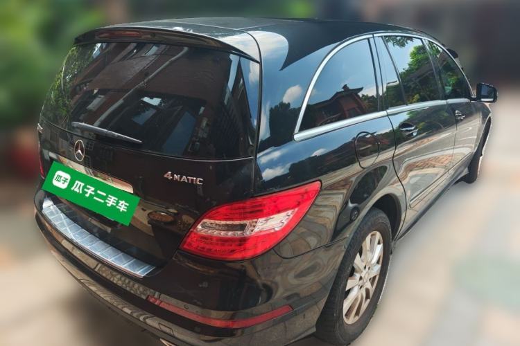 Used Mercedes-Benz R-Class 2017 R 320 4MATIC Business Edition Prestige Model Rear Right 45 Deg