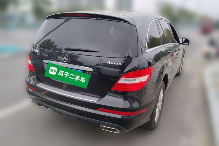 Used Mercedes-Benz R-Class 2017 R 320 4MATIC Business Edition Prestige Model Rear Right 45 Deg
