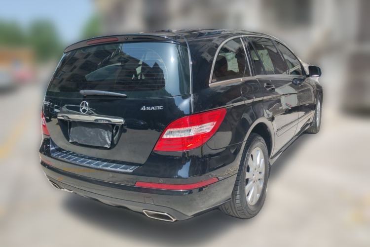 Used Mercedes-Benz R-Class 2017 R 320 4MATIC Business Edition Prestige Model Rear Right 45 Deg