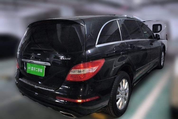 Used Mercedes-Benz R-Class 2017 R 320 4MATIC Business Edition Prestige Model Rear Right 45 Deg