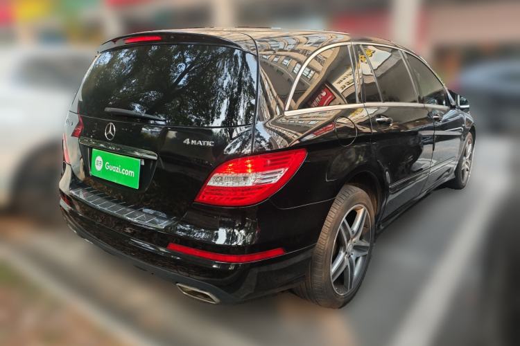 Used Mercedes-Benz R-Class 2017 R 400 4MATIC Exclusive Edition Rear Right 45 Deg