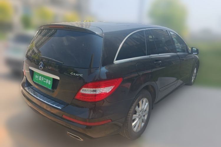 Used Mercedes-Benz R-Class 2017 R 320 4MATIC Business Edition Prestige Model Rear Right 45 Deg