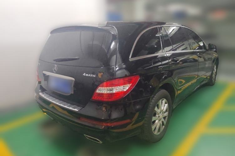 Used Mercedes-Benz R-Class 2017 R 320 4MATIC Business Edition Prestige Model Rear Right 45 Deg