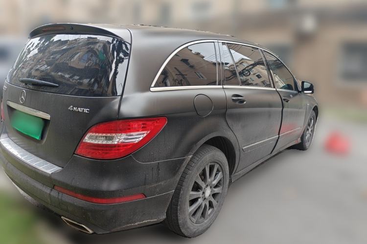 Used Mercedes-Benz R-Class 2017 R 320 4MATIC Business Edition Prestige Model Rear Right 45 Deg