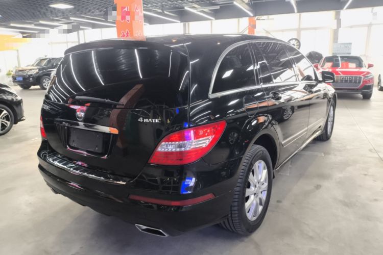 Used Mercedes-Benz R-Class 2017 R 320 4MATIC Business Edition Prestige Model Rear Right 45 Deg