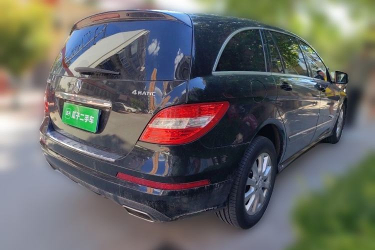 Used Mercedes-Benz R-Class 2017 R 320 4MATIC Business Edition Prestige Model Rear Right 45 Deg