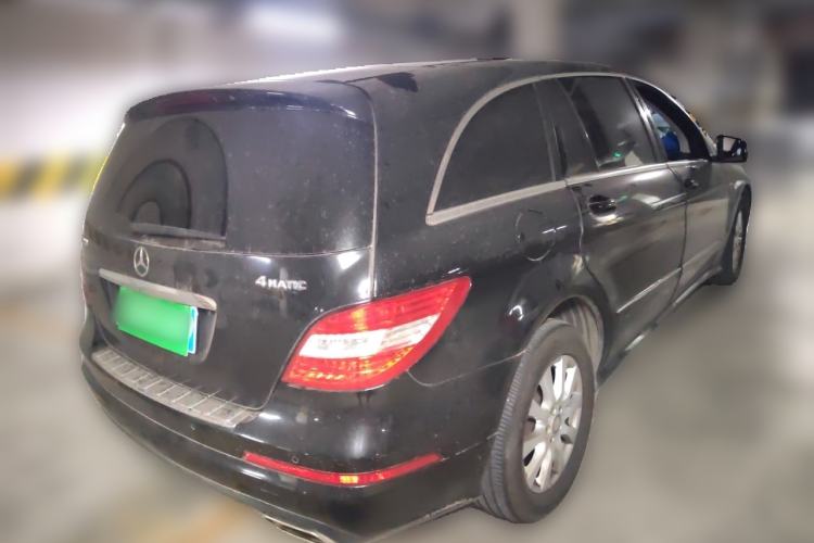 Used Mercedes-Benz R-Class 2017 R 320 4MATIC Business Edition Prestige Model Rear Right 45 Deg