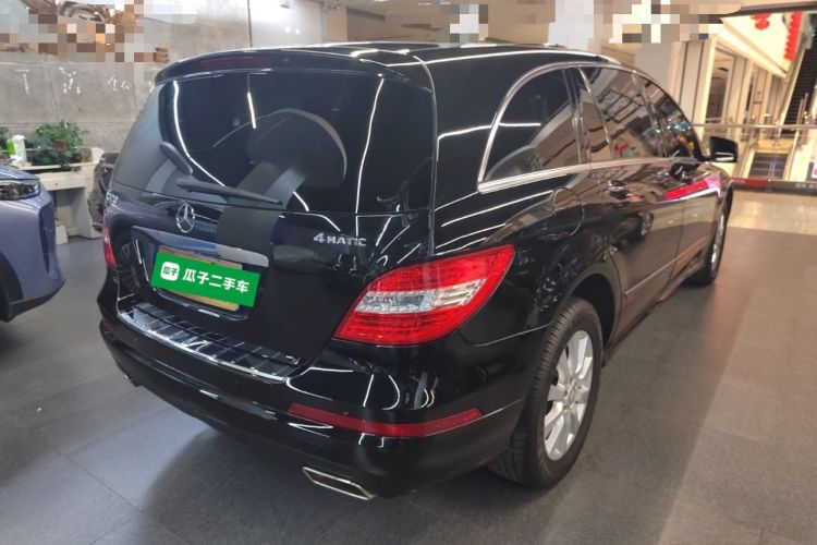 Used Mercedes-Benz R-Class 2017 R 320 4MATIC Business Edition Prestige Model Rear Right 45 Deg