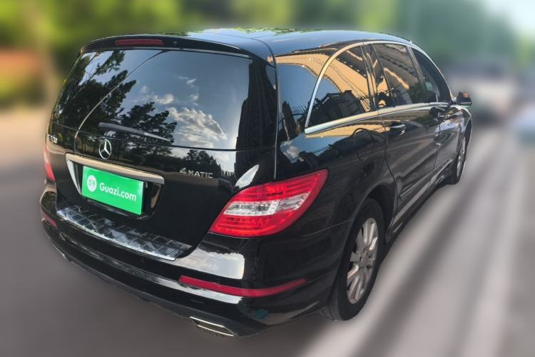 Used Mercedes-Benz R-Class 2017 R 320 4MATIC Business Edition Prestige Model Rear Right 45 Deg