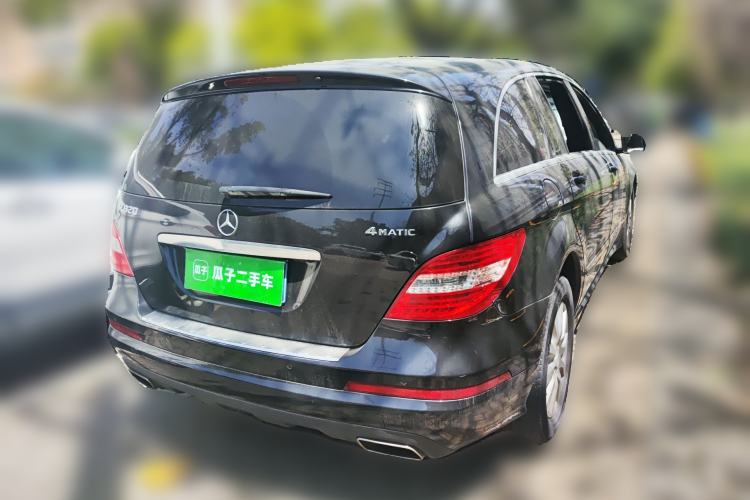 Used Mercedes-Benz R-Class 2017 R 320 4MATIC Business Edition Prestige Model Rear Right 45 Deg