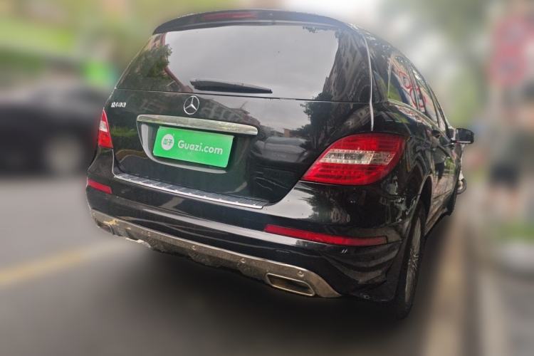 Used Mercedes-Benz R-Class 2017 R 320 4MATIC Business Edition Prestige Model Rear Right 45 Deg