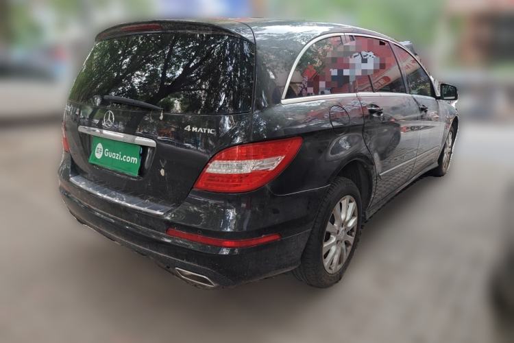 Used Mercedes-Benz R-Class 2017 R 320 4MATIC Business Edition Prestige Model Rear Right 45 Deg