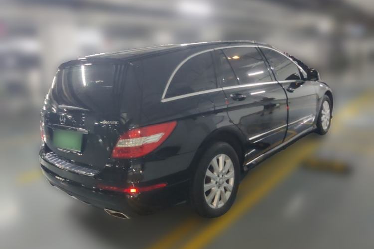 Used Mercedes-Benz R-Class 2017 R 320 4MATIC Business Edition Prestige Model Rear Right 45 Deg
