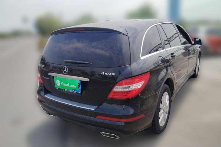 Used Mercedes-Benz R-Class 2017 R 320 4MATIC Business Edition Prestige Model Rear Right 45 Deg